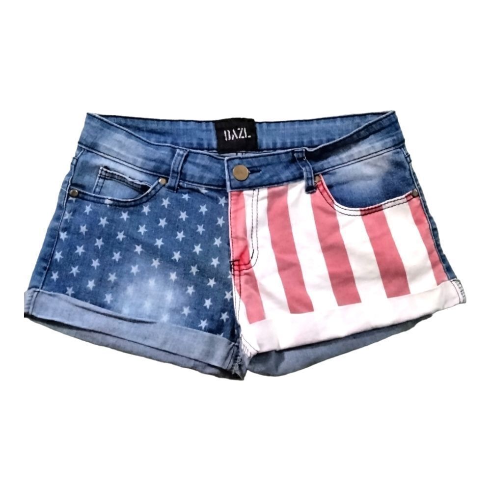 DAZL Denim Shorts American Flag Size 9 Zip and Button Closure